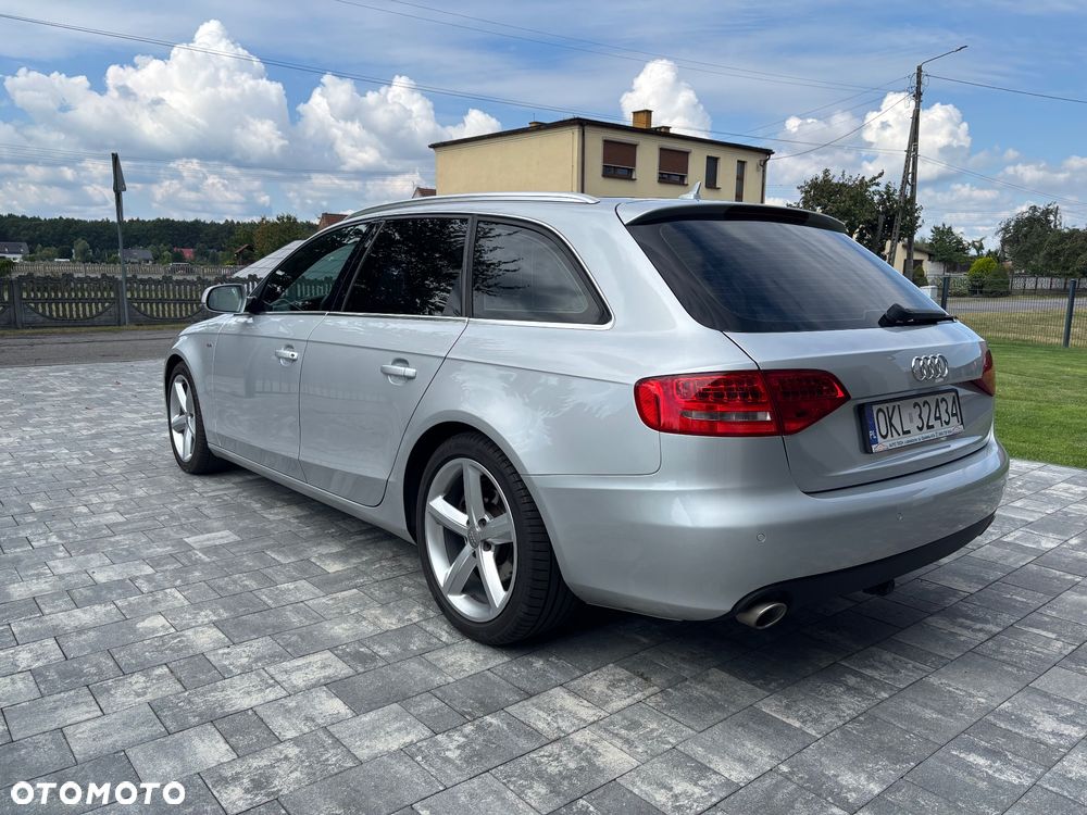 Audi A4 Avant - 8