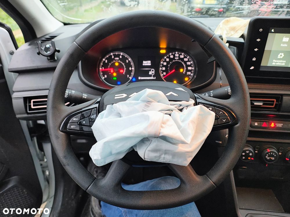 Dacia Sandero Stepway TCe 100 Prestige - 17