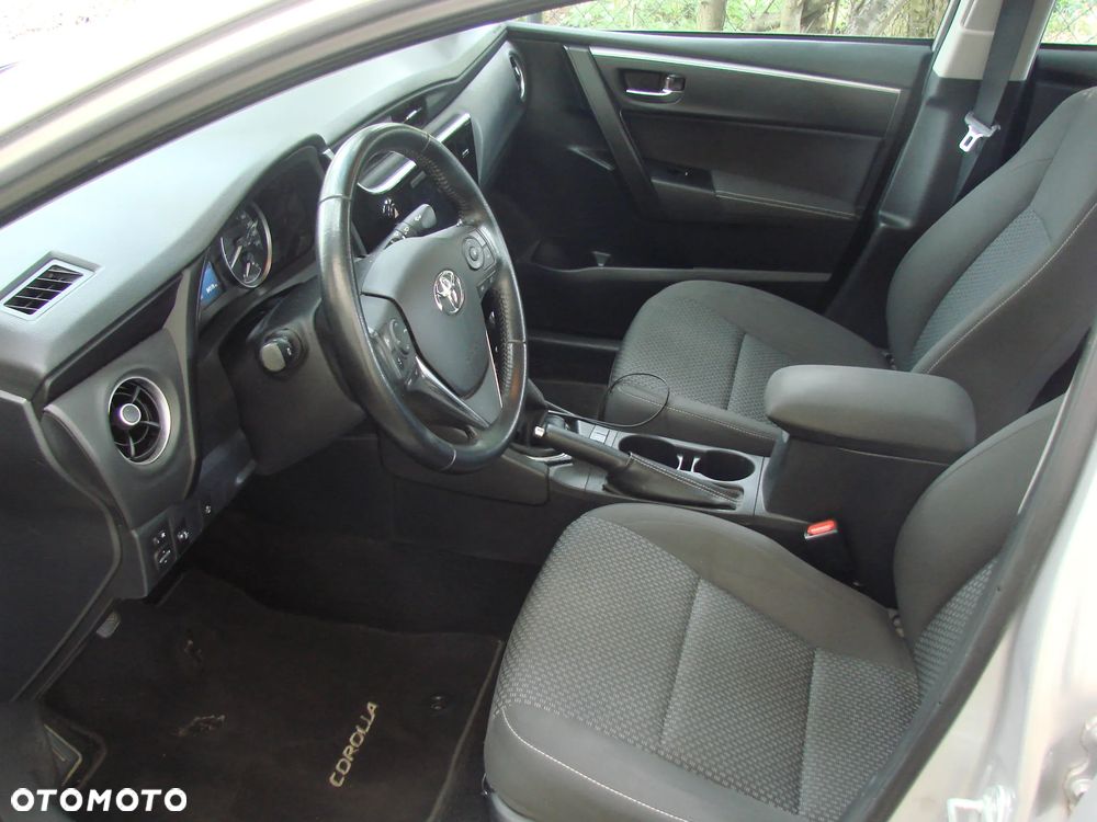 Toyota Corolla 1.6 Active - 6