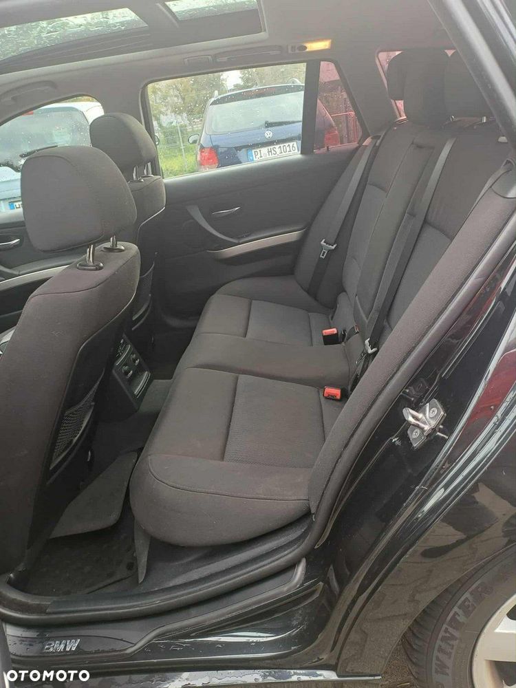 BMW Seria 3 318i Touring Edition Lifestyle - 14