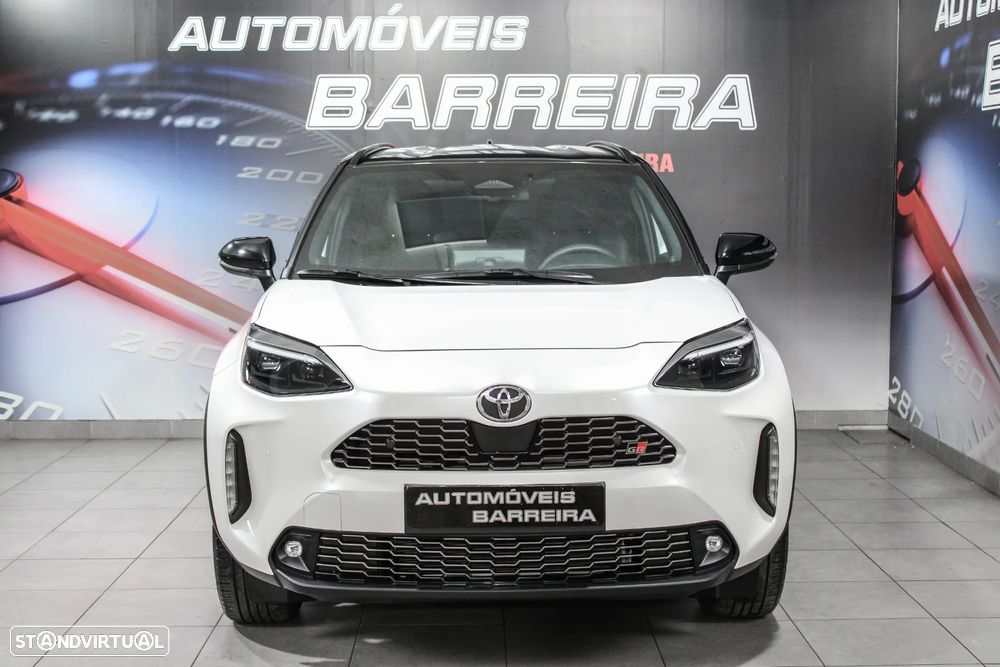 Toyota Yaris Cross 1.5 Hybrid GR Sport - 23