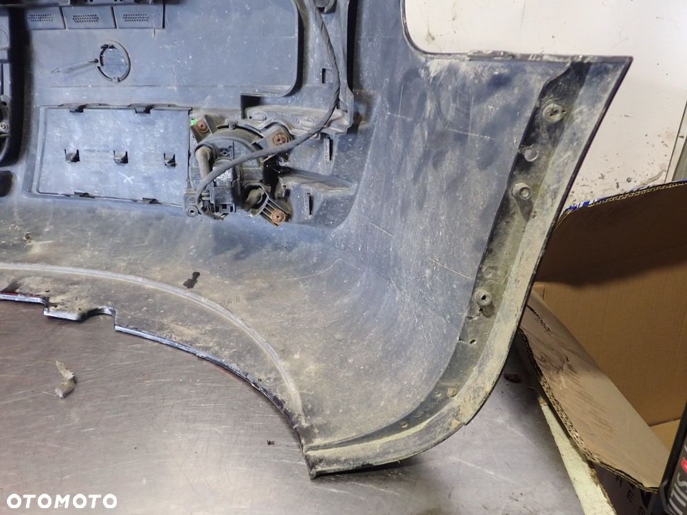 ZDERZAK PRZÓD AUDI A4 B7 - 27