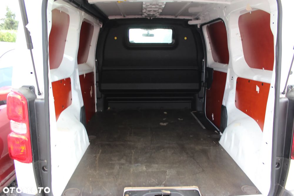 Peugeot Expert - 9