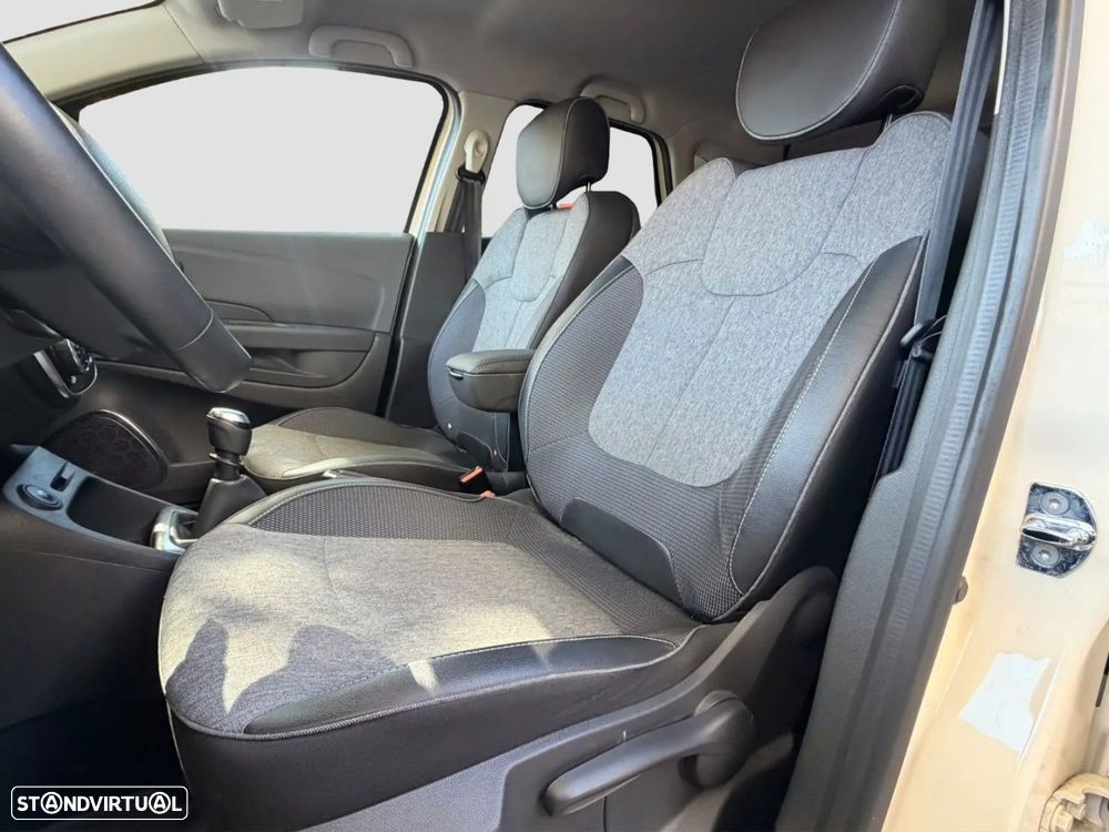 Renault Captur - 9