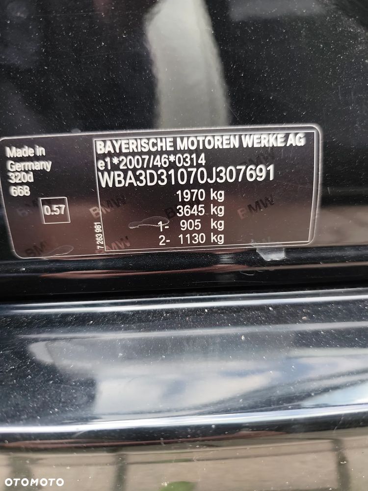 BMW Seria 3 320d - 11