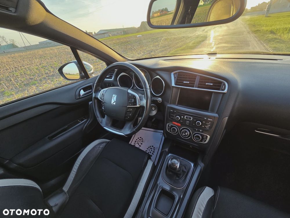Citroën DS4 BlueHDi 150 S&S Urban Show - 21