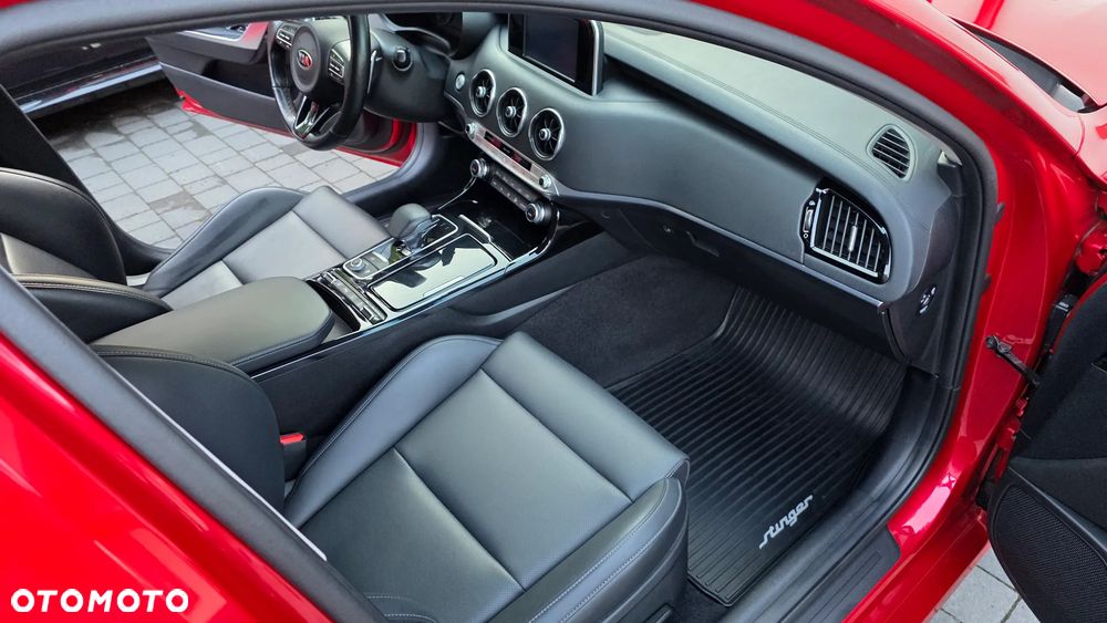 Kia Stinger 2.0 T-GDI L - 24