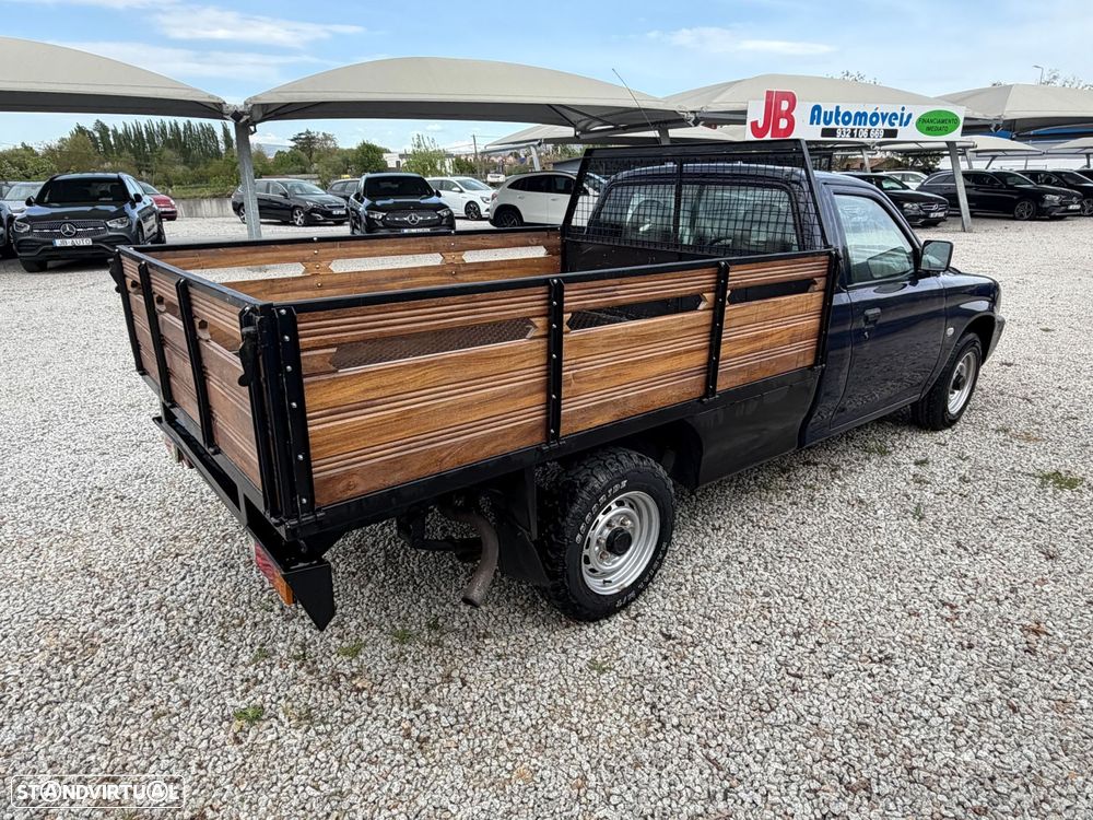 Mitsubishi L200 2.5TD Cab. Simples 3LUG Nacional - 6