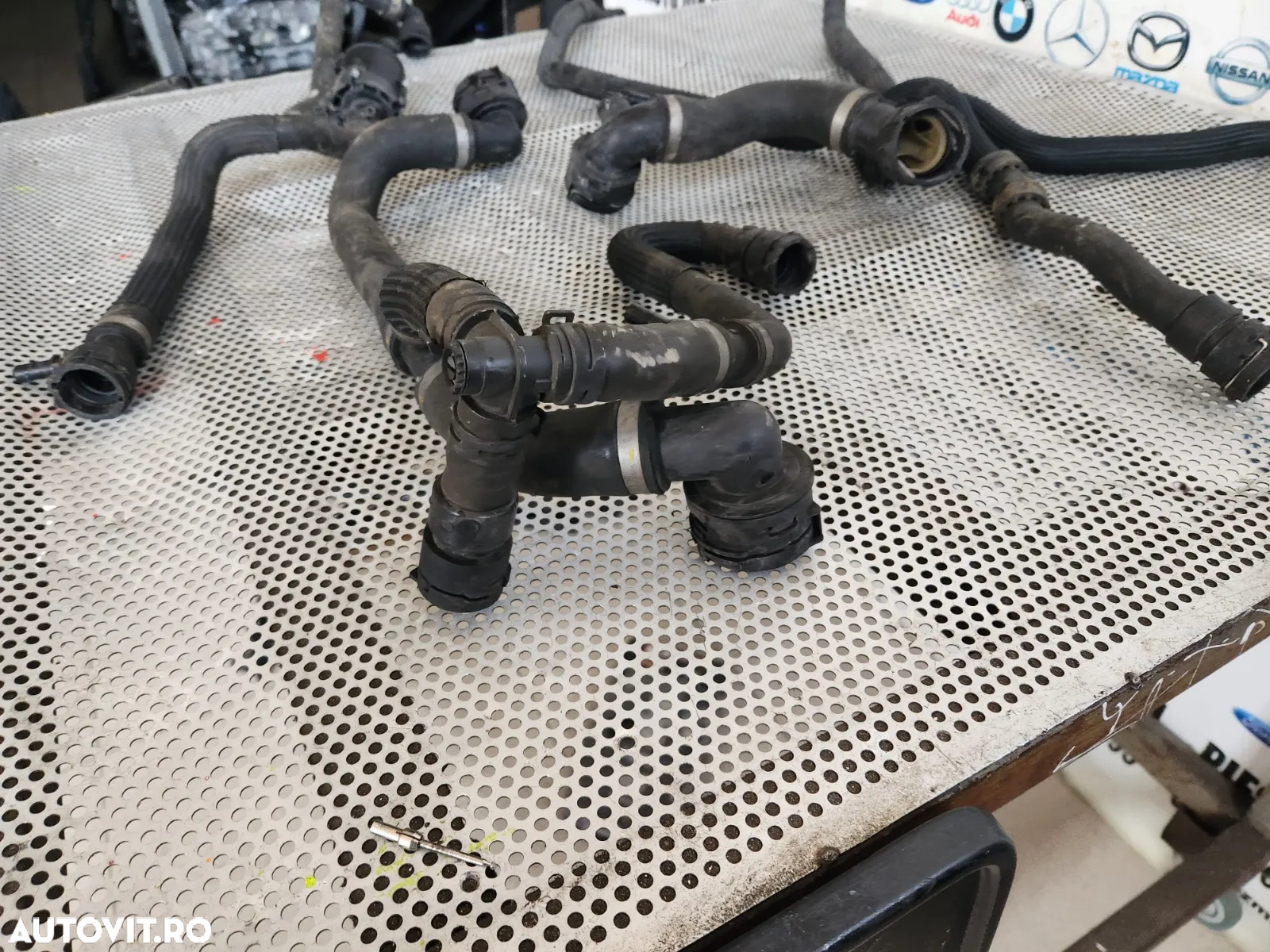 Conducte Conducta Furtun Pompa Auxiliara Apa Land Rover Range Rover Evoque Discovery Sport Jaguar E - 7
