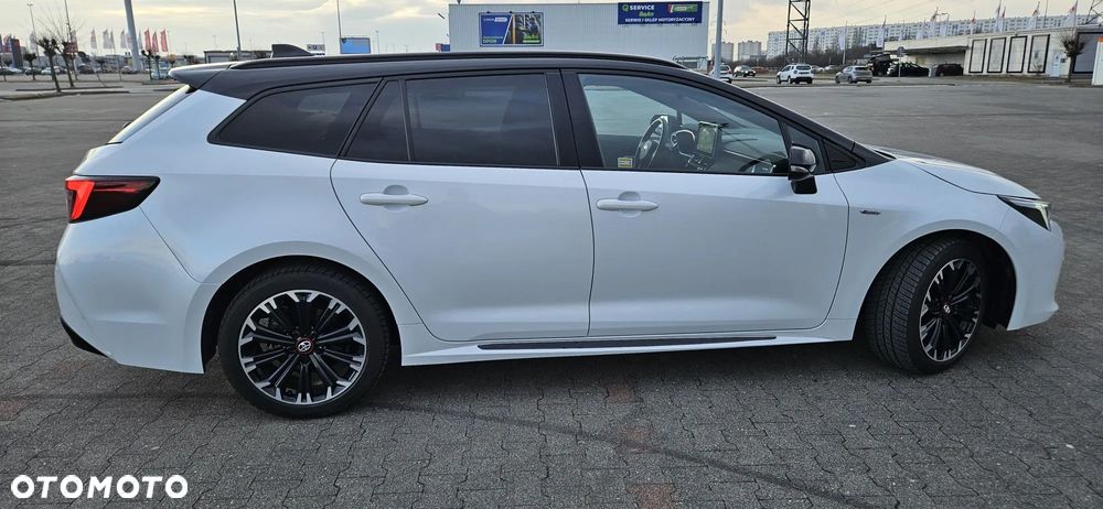 Toyota Corolla 1.8 Hybrid GR Sport - 6