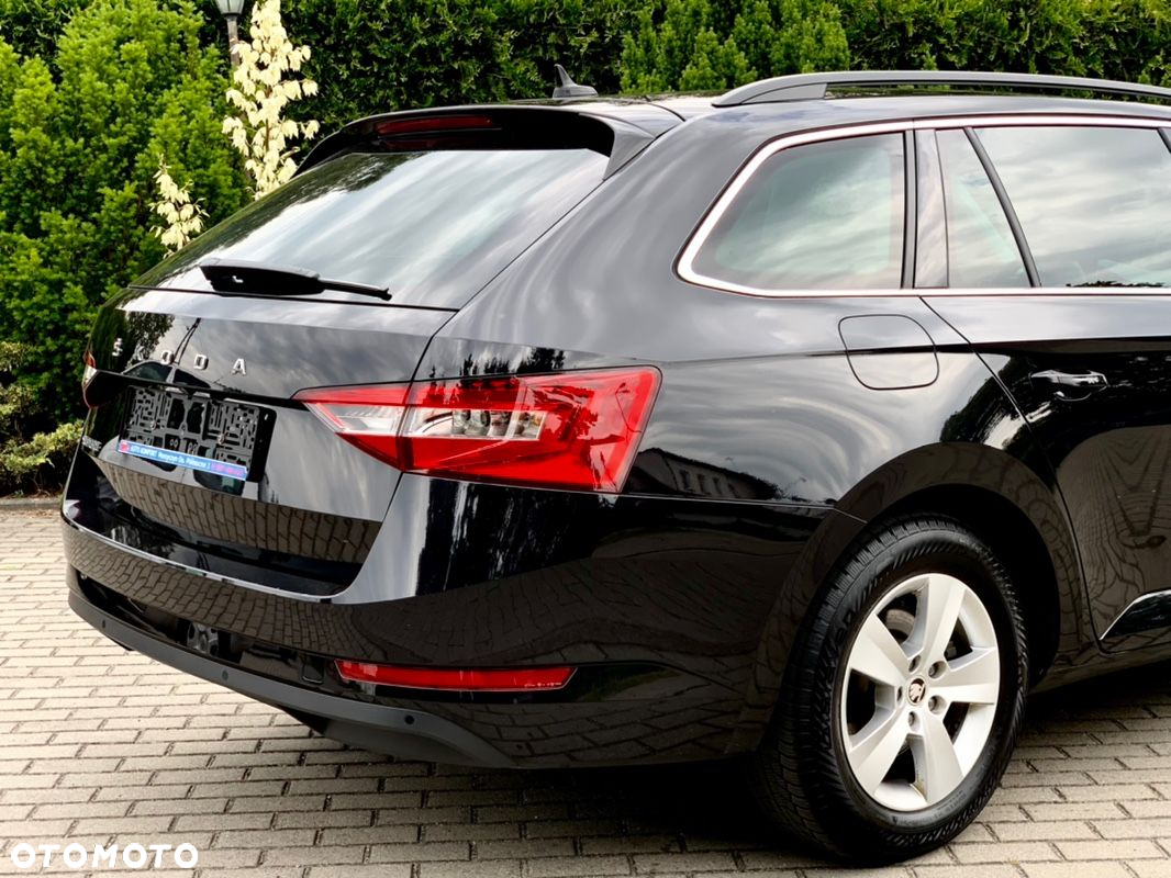 Skoda Superb Combi 1.6 TDI DSG Ambition - 17