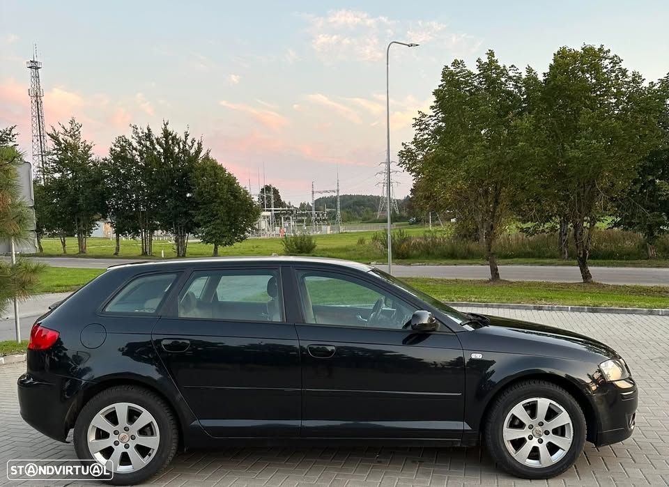 Audi A3 2.0 TDI DPF (DSG) S tronic Ambition - 6