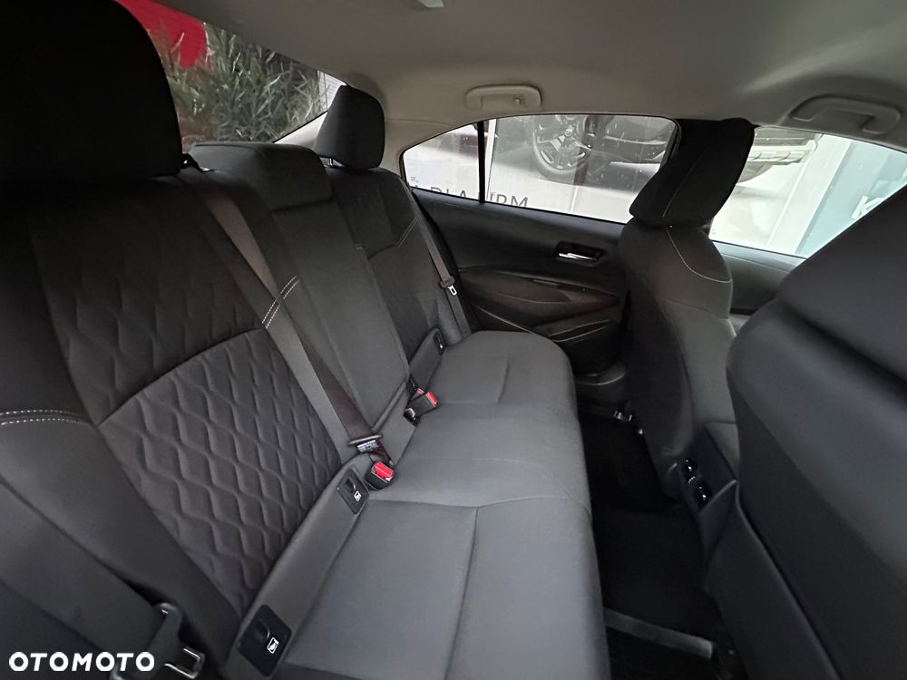 Toyota Corolla 1.8 Hybrid Comfort - 24