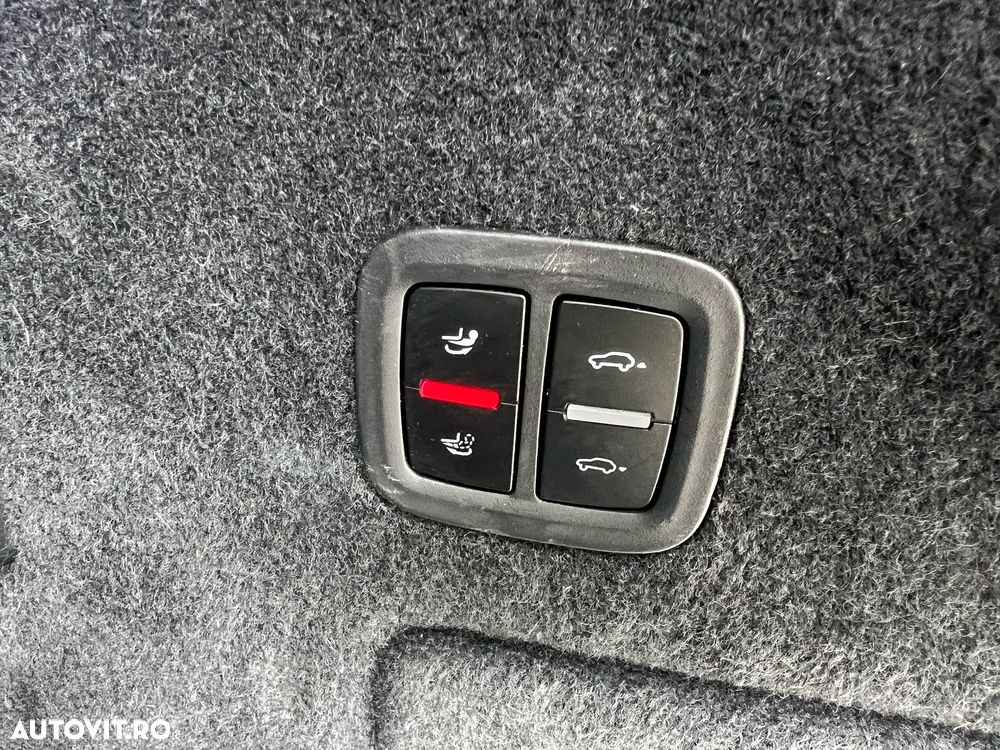 Porsche Cayenne - 11