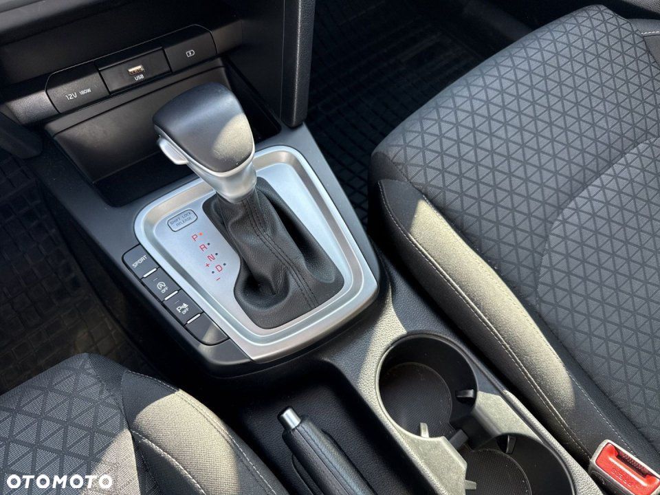 Kia XCeed - 19
