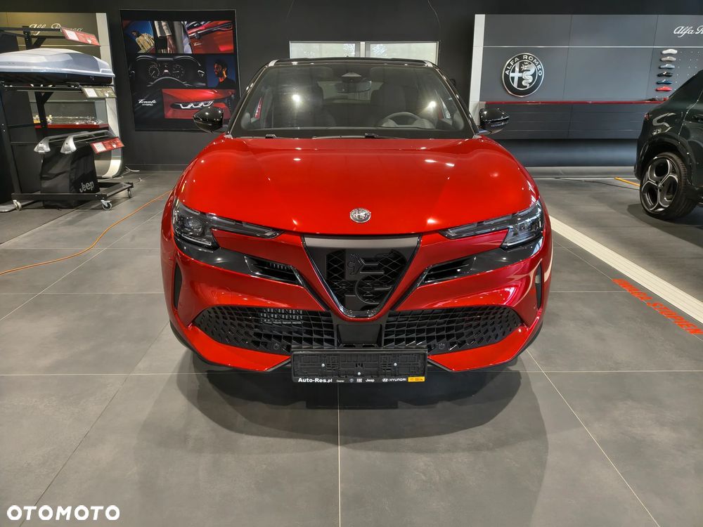 Alfa Romeo Junior 1.2 mHEV Ibrida Q4 eDCT - 4