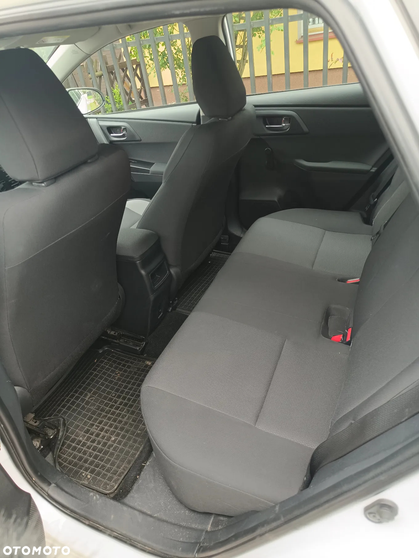 Toyota Auris 1.4 D-4D Active - 7