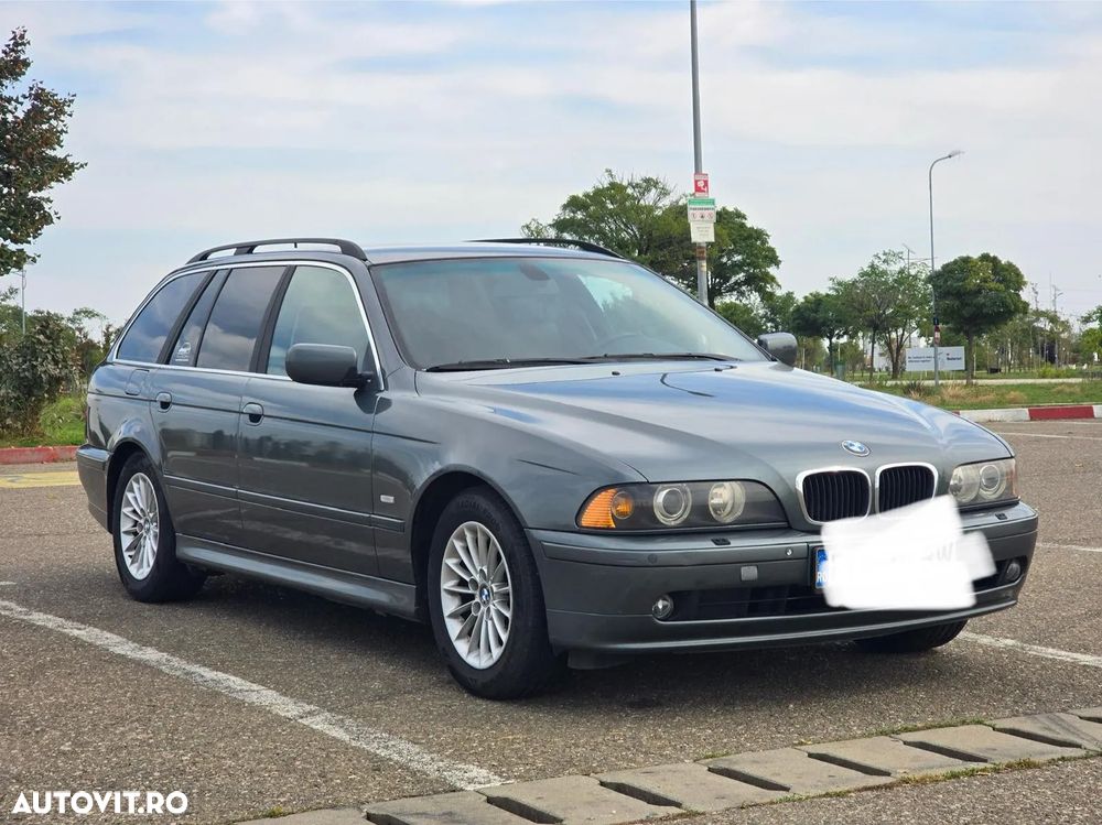 BMW Seria 5 525d Touring - 12