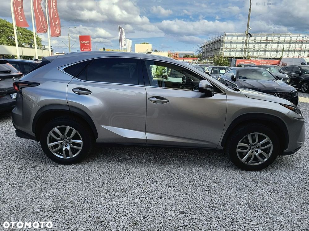 Lexus NX 300 Business Edition AWD - 38