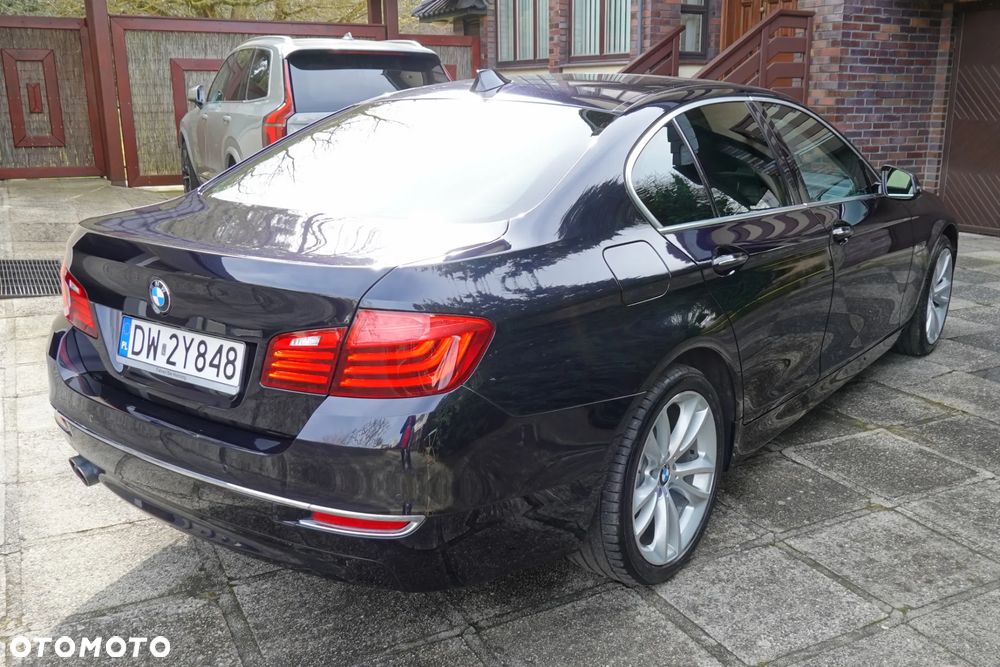 BMW Seria 5 518d Luxury Line - 3