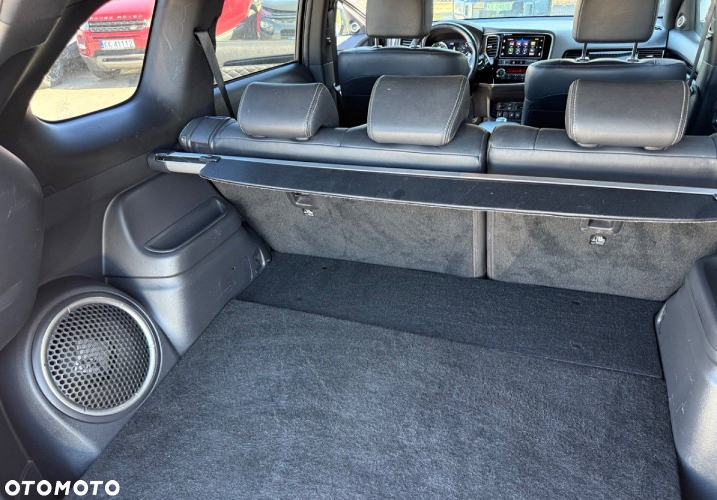 Mitsubishi Outlander - 2