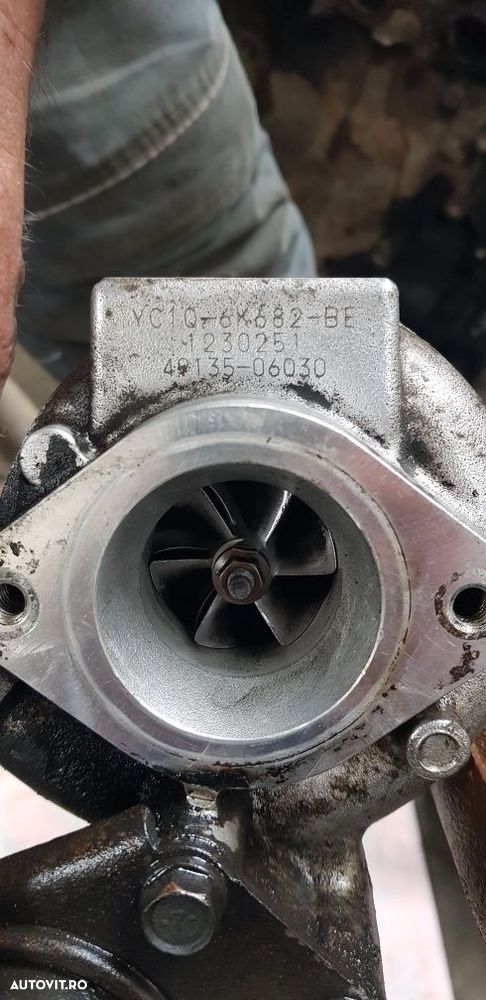 Turbosuflanta Ford Transit 2.4 125cai - 1