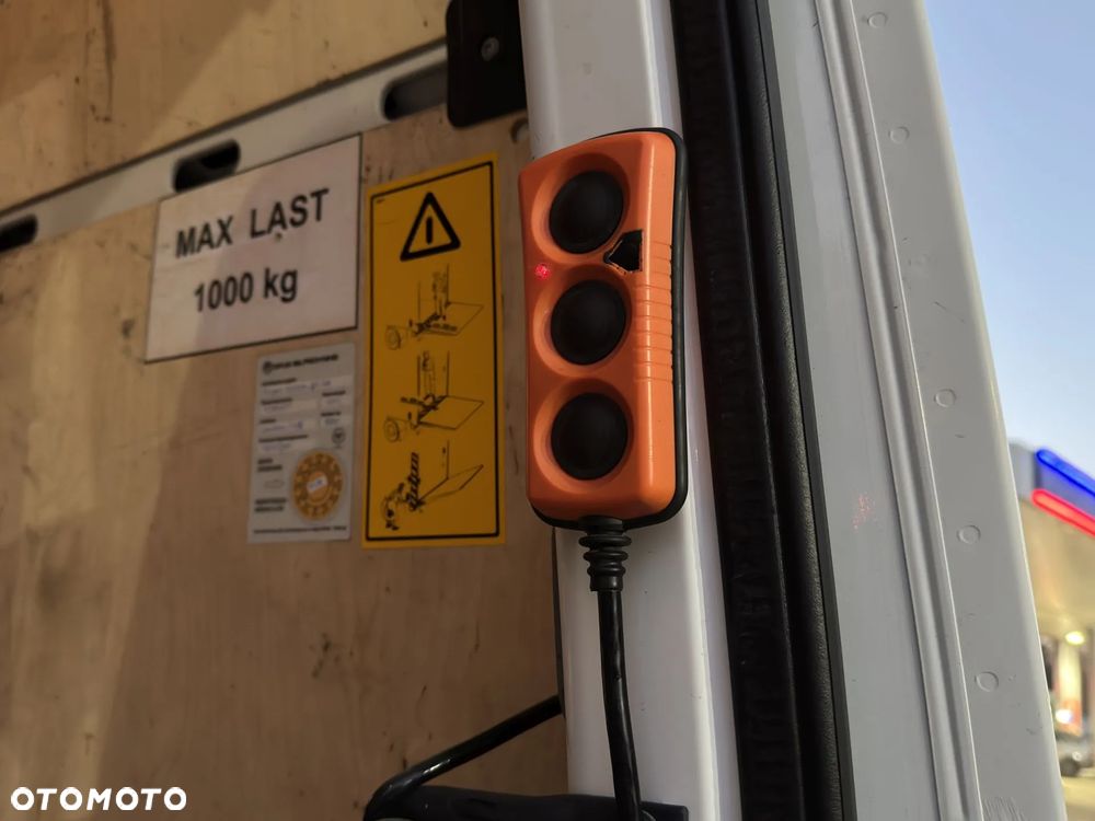 Volkswagen CRAFTER L2H2 - 30