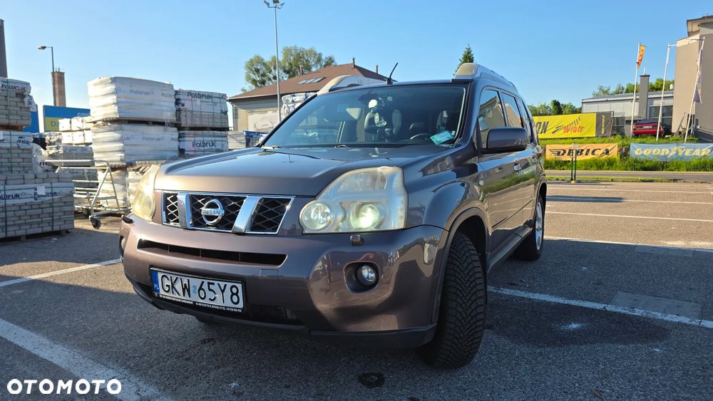 Nissan X-Trail 2.0 dCi LE - 2