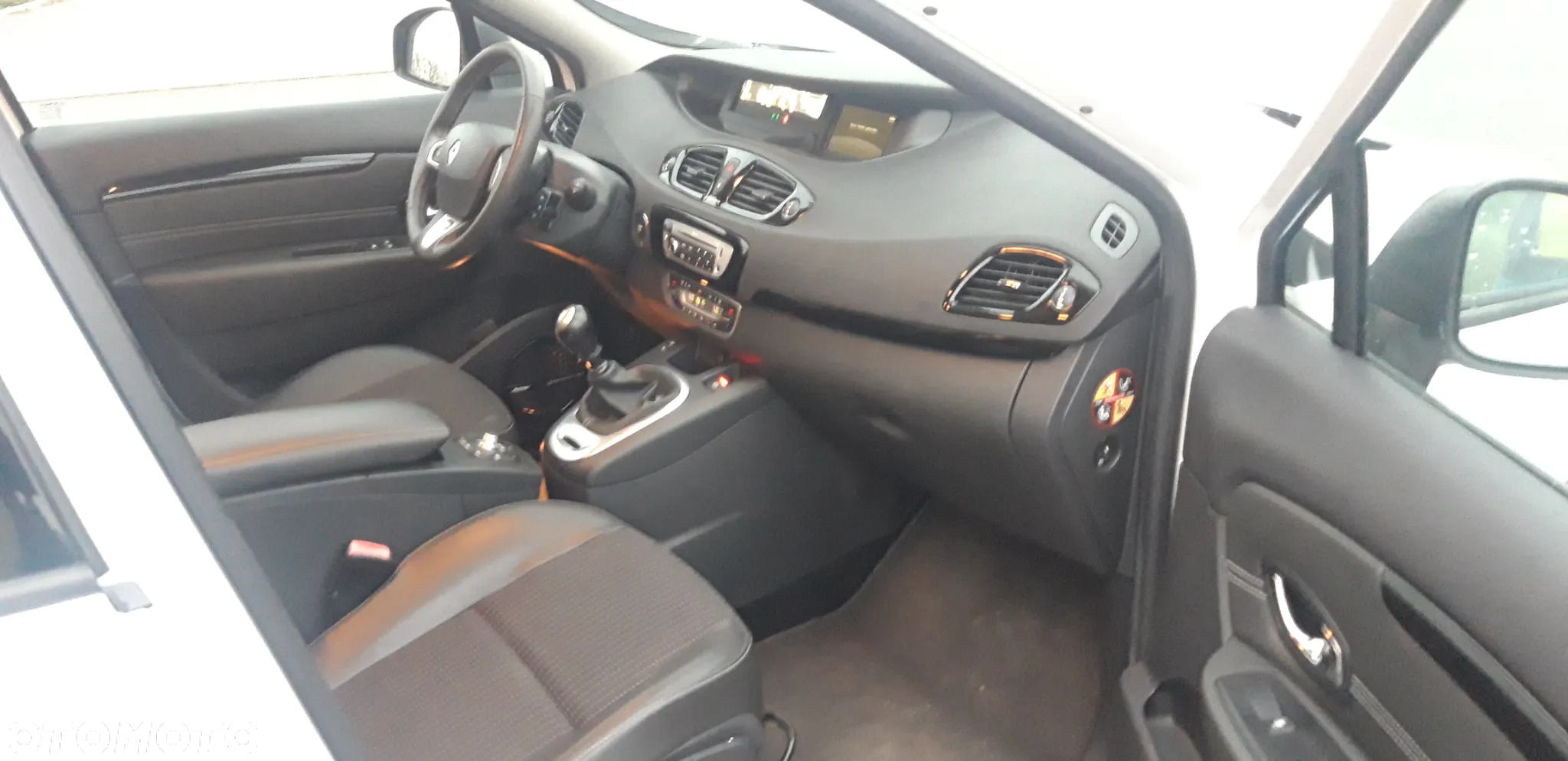 Renault Scenic - 9