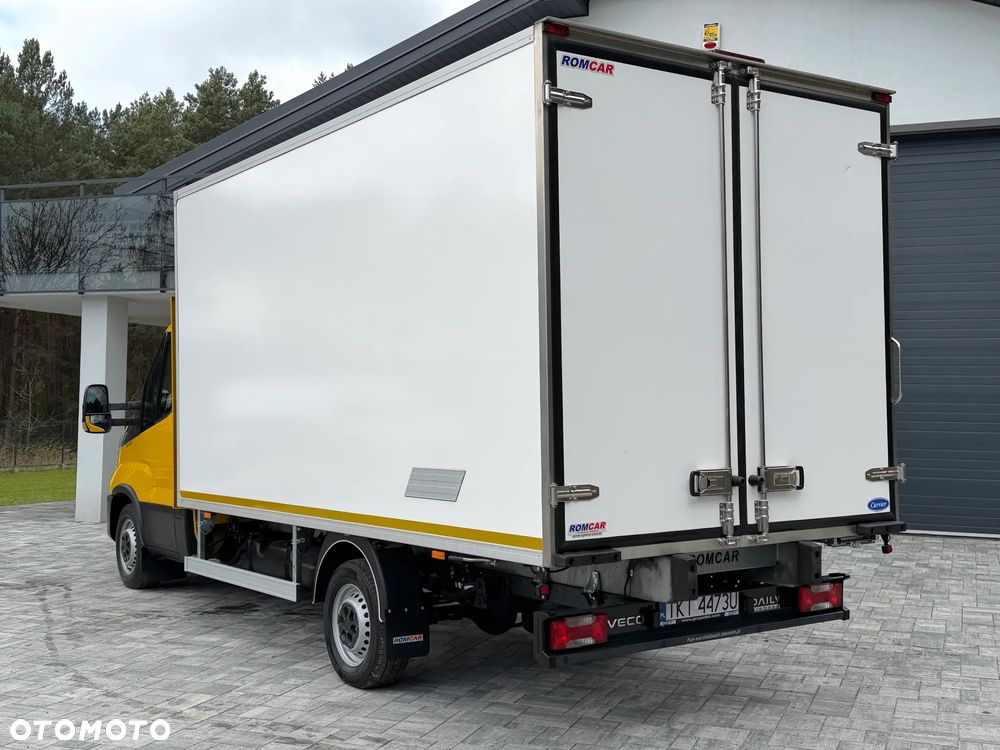 Iveco 35S16 3.0l Chłodnia 8 Palet / Agregat Carrier Viento / Izoterma RomCar / Unikatowy stan / Nowe opony / Serwisowany w aso / FV23% - 9