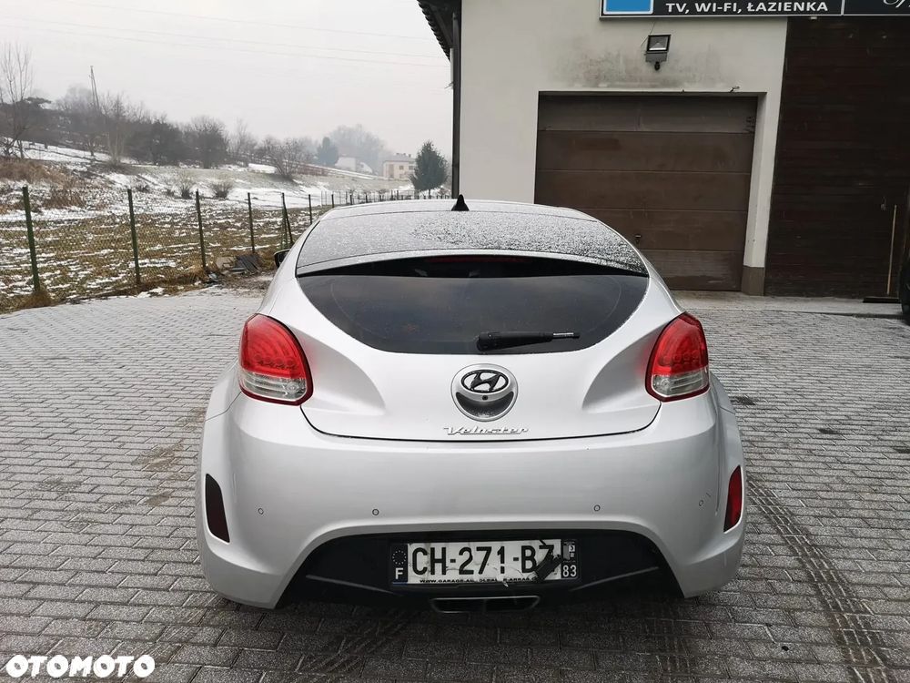 Hyundai Veloster 1.6 GDI Premium - 9