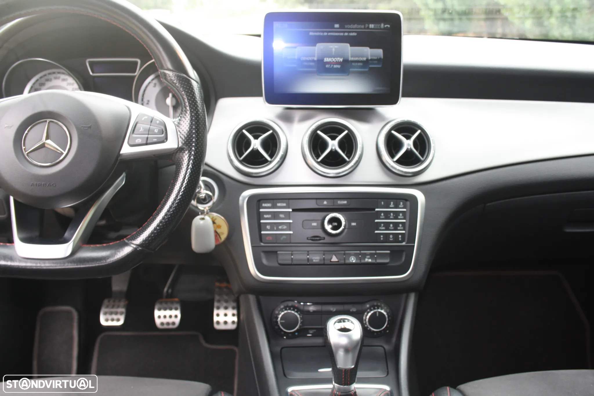 Mercedes-Benz CLA 180 d Shooting Brake AMG Line - 41