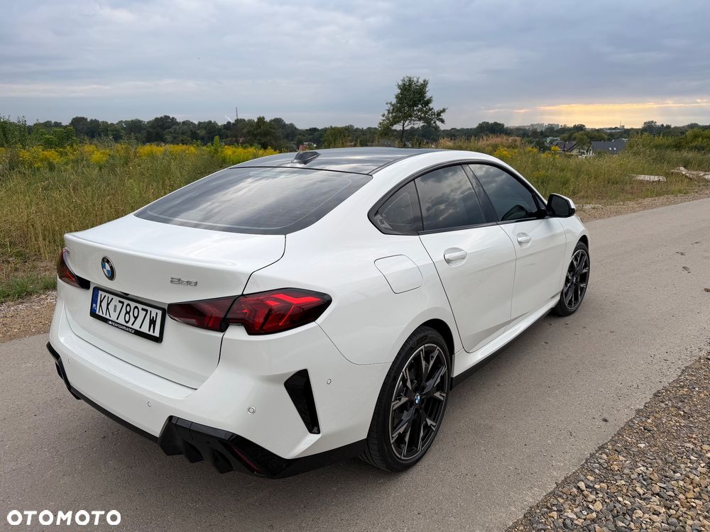 BMW Seria 2 - 12