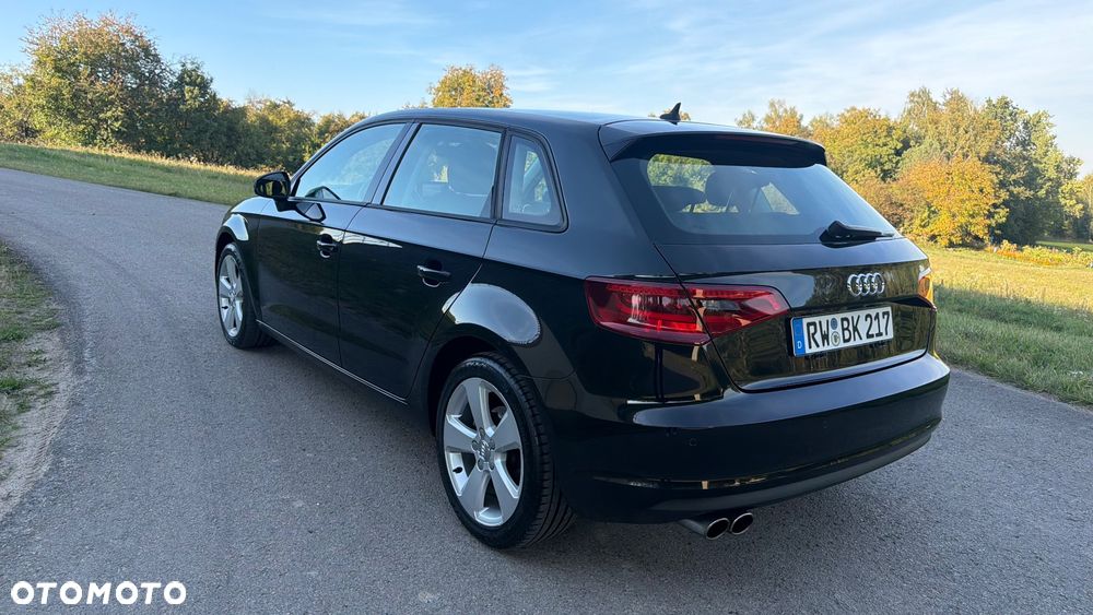 Audi A3 Sportback - 12