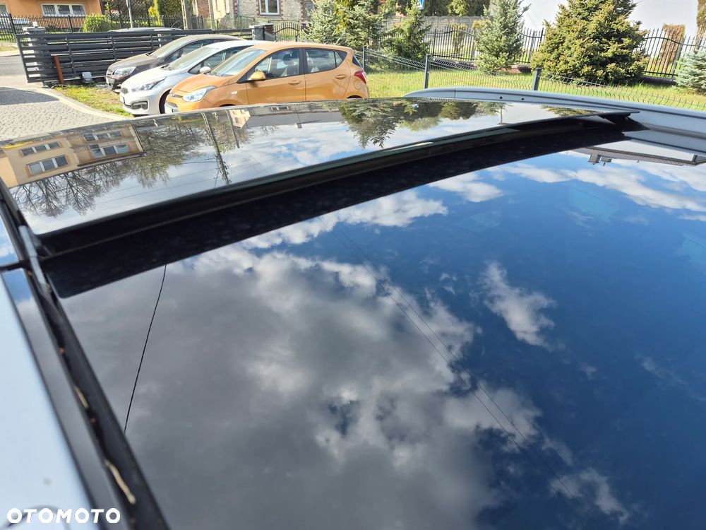 Hyundai ix35 blue 1.6 2WD Finale Gold - 24
