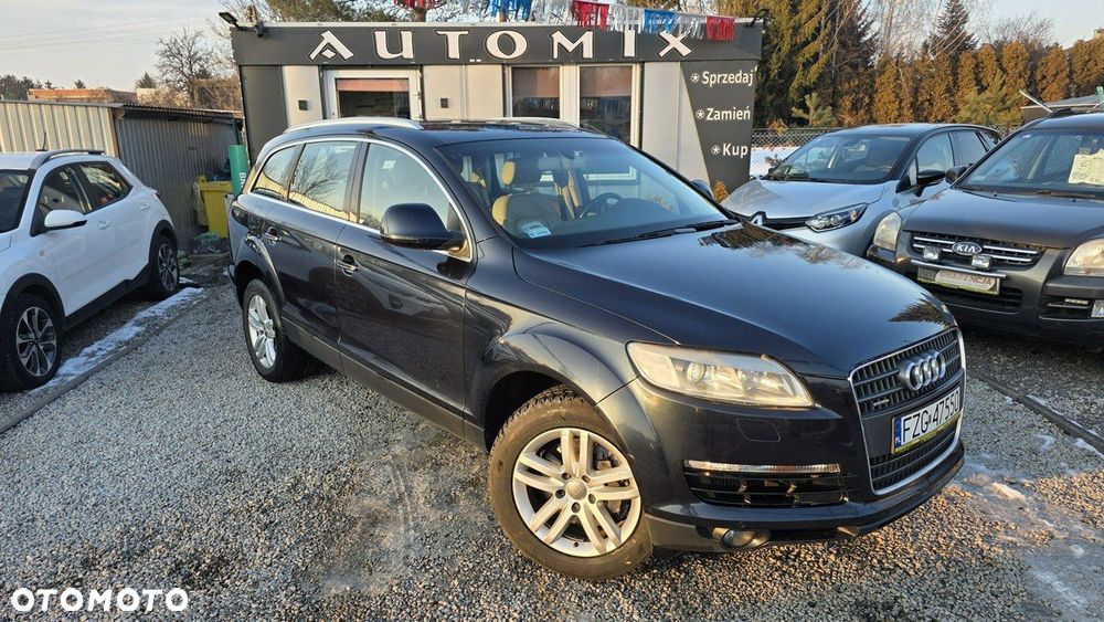 Audi Q7 - 7