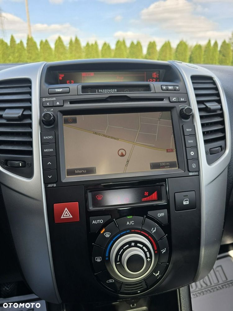 Kia Venga - 29