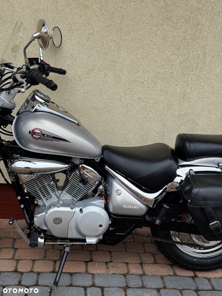 Suzuki Inny - 31