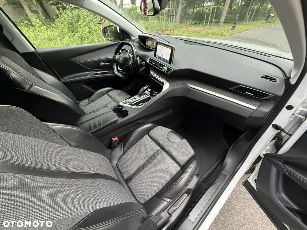 Peugeot 5008 - 35