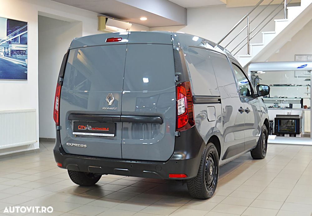 Renault Express - 5