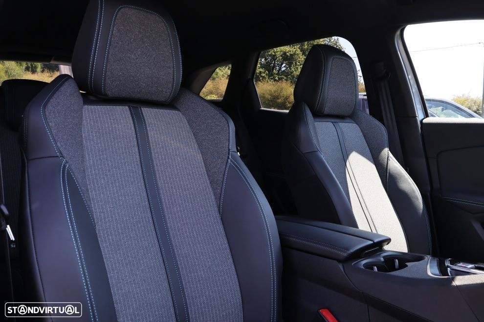 Peugeot 3008 1.6 Hybrid Allure Pack e-EAT8 - 13