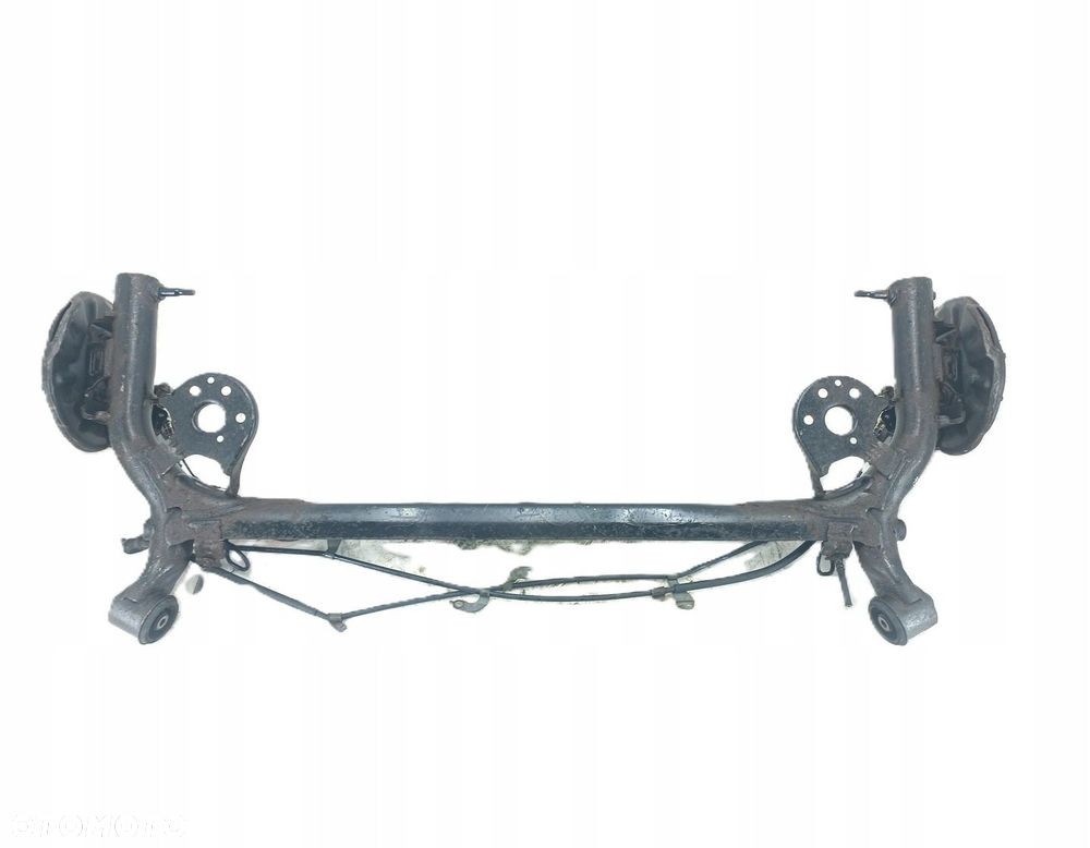 BELKA OŚ TYŁ TYLNA ZAWIESZENIA TARCZE SUZUKI SWIFT MK7 10-16R 4X4 - 2