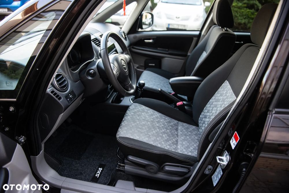 Suzuki SX4 1.6 VVT 4x4 Style - 14