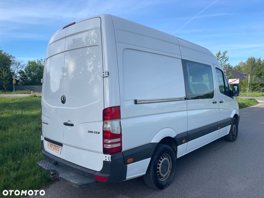 Mercedes-Benz SPRINTER - 10