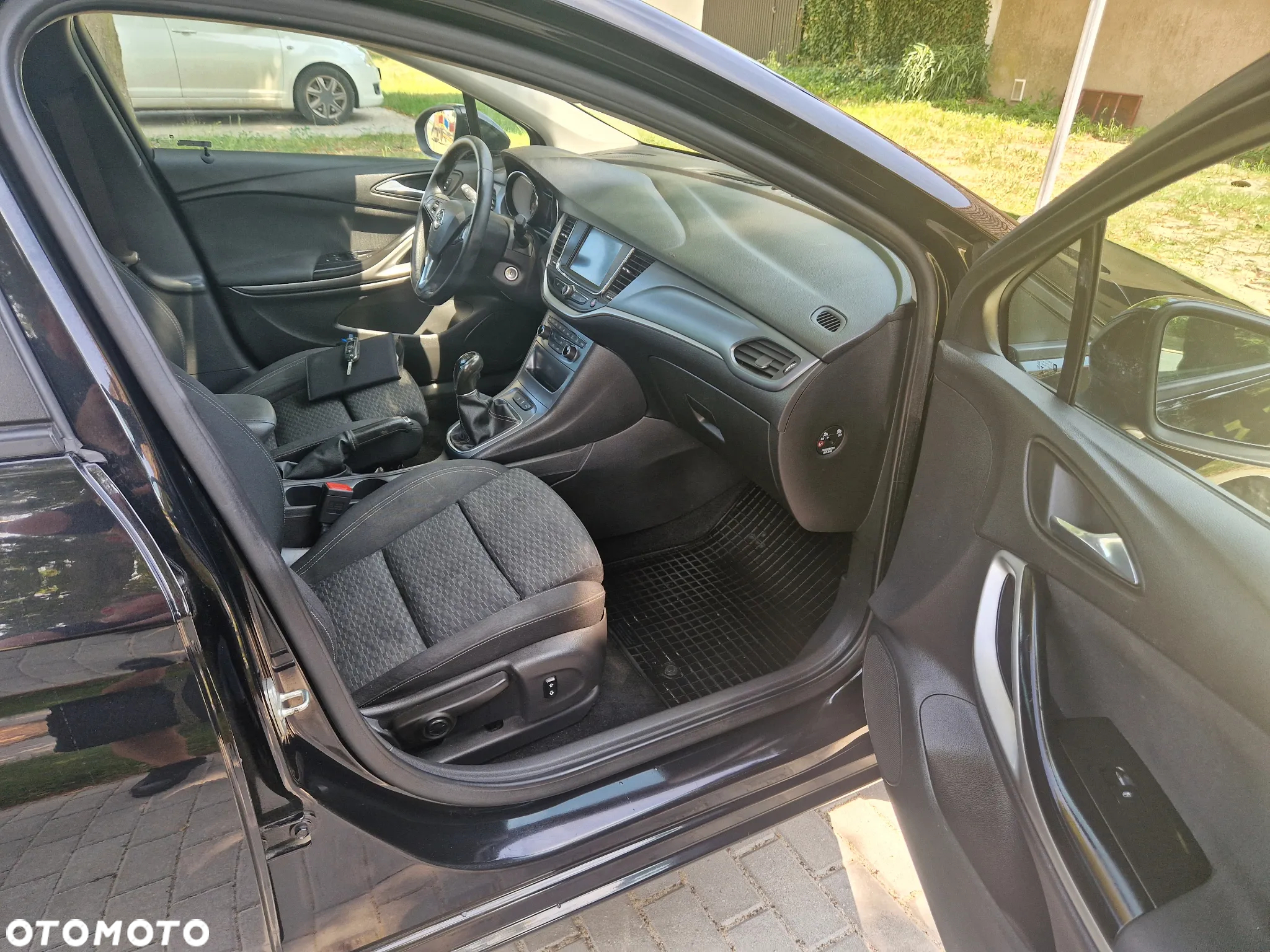 Opel Astra 1.6 D (CDTI) Business - 11