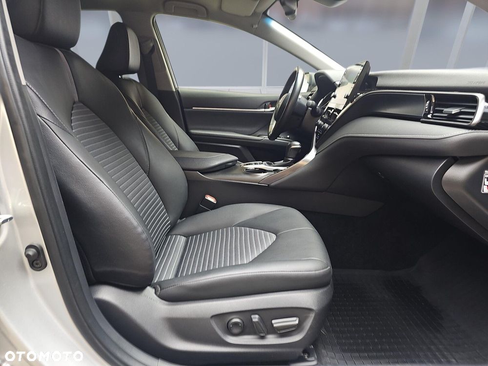 Toyota Camry 2.5 Hybrid Prestige CVT - 10