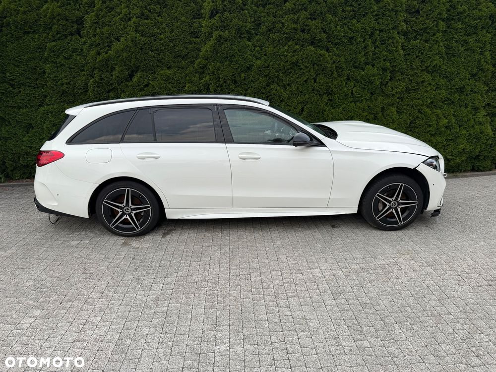 Mercedes-Benz Klasa C 300 4Matic 9G-TRONIC AMG Line - 2