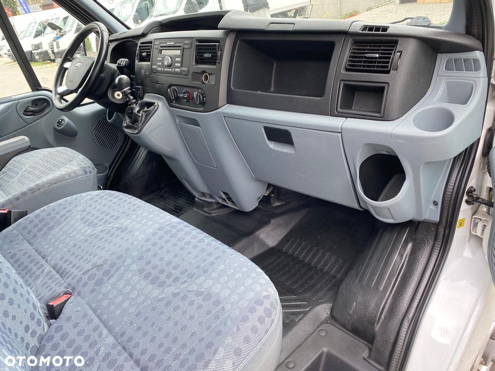 Ford TRANSIT - 16