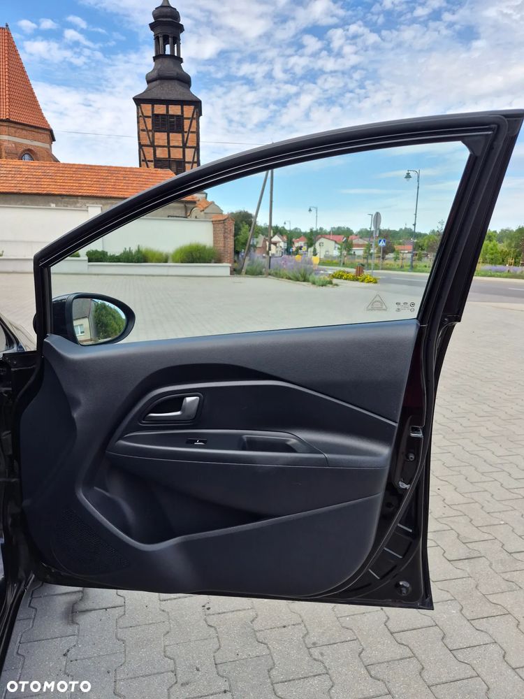 Kia Rio - 13
