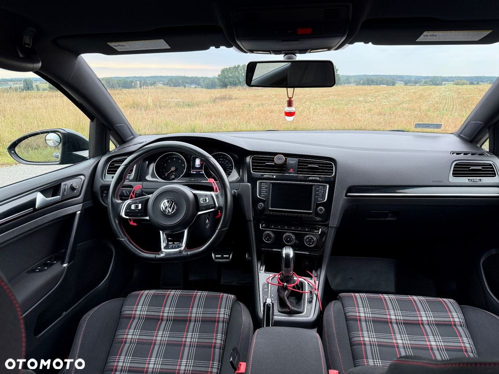 Volkswagen Golf VII 2.0 TSI BMT GTI DSG - 15